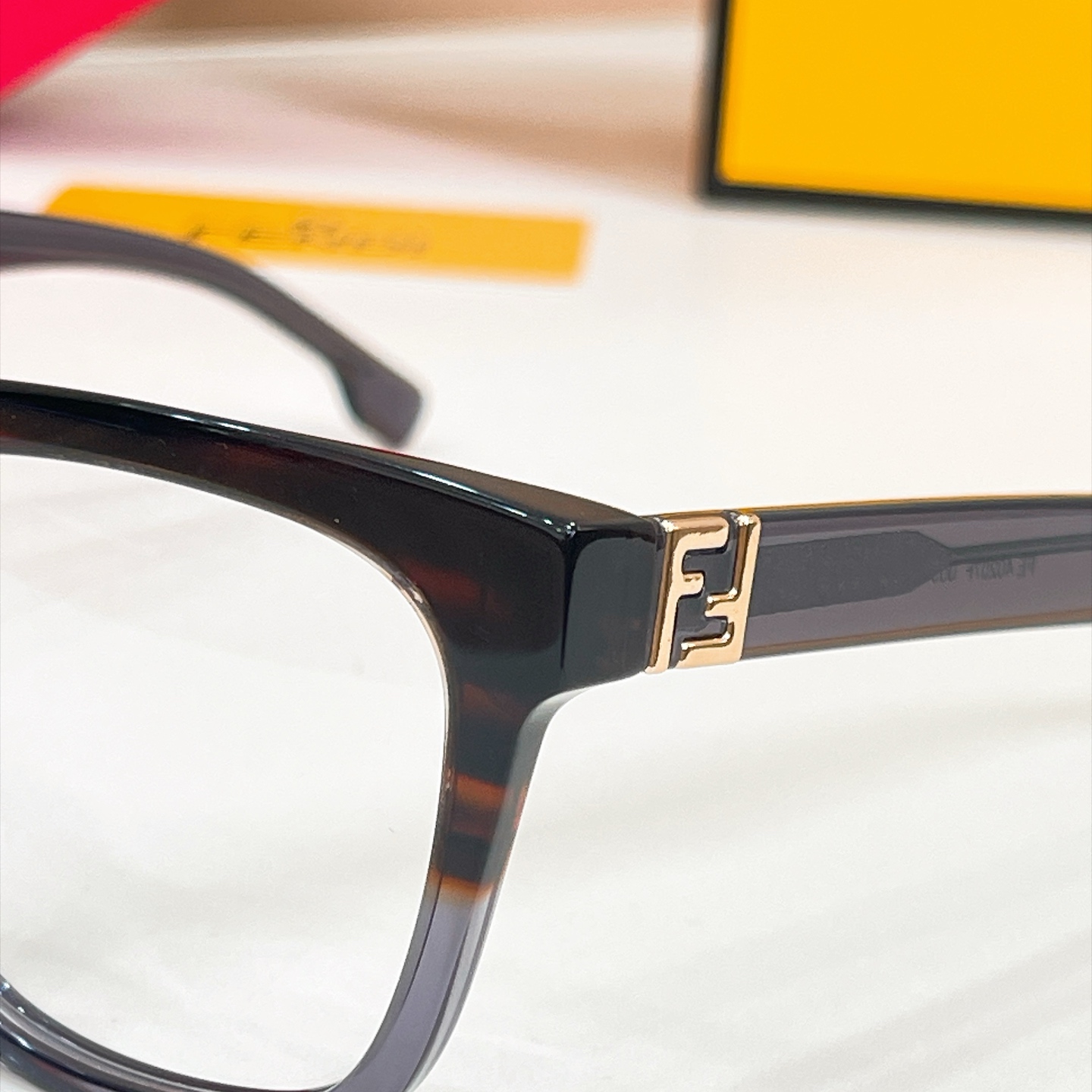 FEND*✨✨✨MODEL: FE40207F✨✨✨SIZE:56口19-145✨✨✨ 🆕 