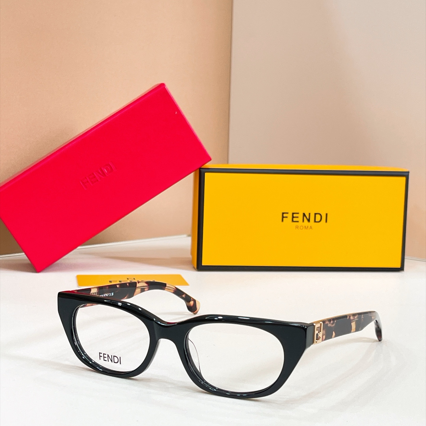 FEND*✨✨✨MODEL: FE40206L✨✨✨SIZE:52口18-145✨✨✨ 🆕 