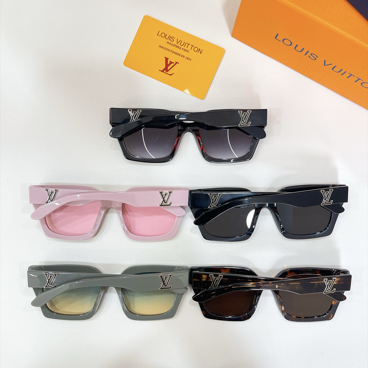 LOUIS VUITTO*✨✨✨MODEL：Z1705E✨✨✨ SIZE：53口19-145✨✨✨🆕 