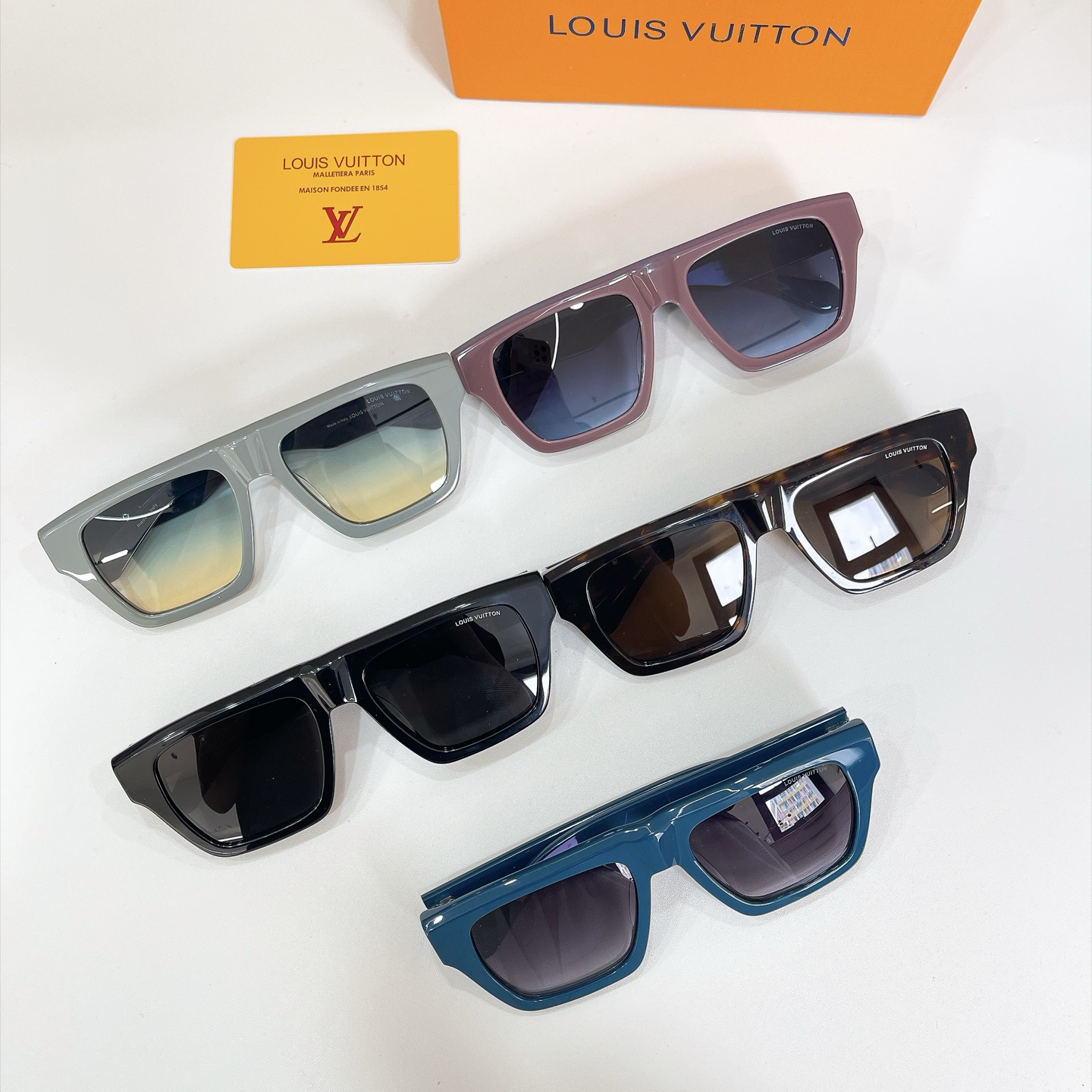 LOUIS VUITTO*✨✨✨MODEL：Z1704E✨✨✨ SIZE：55口18-145✨✨✨🆕 