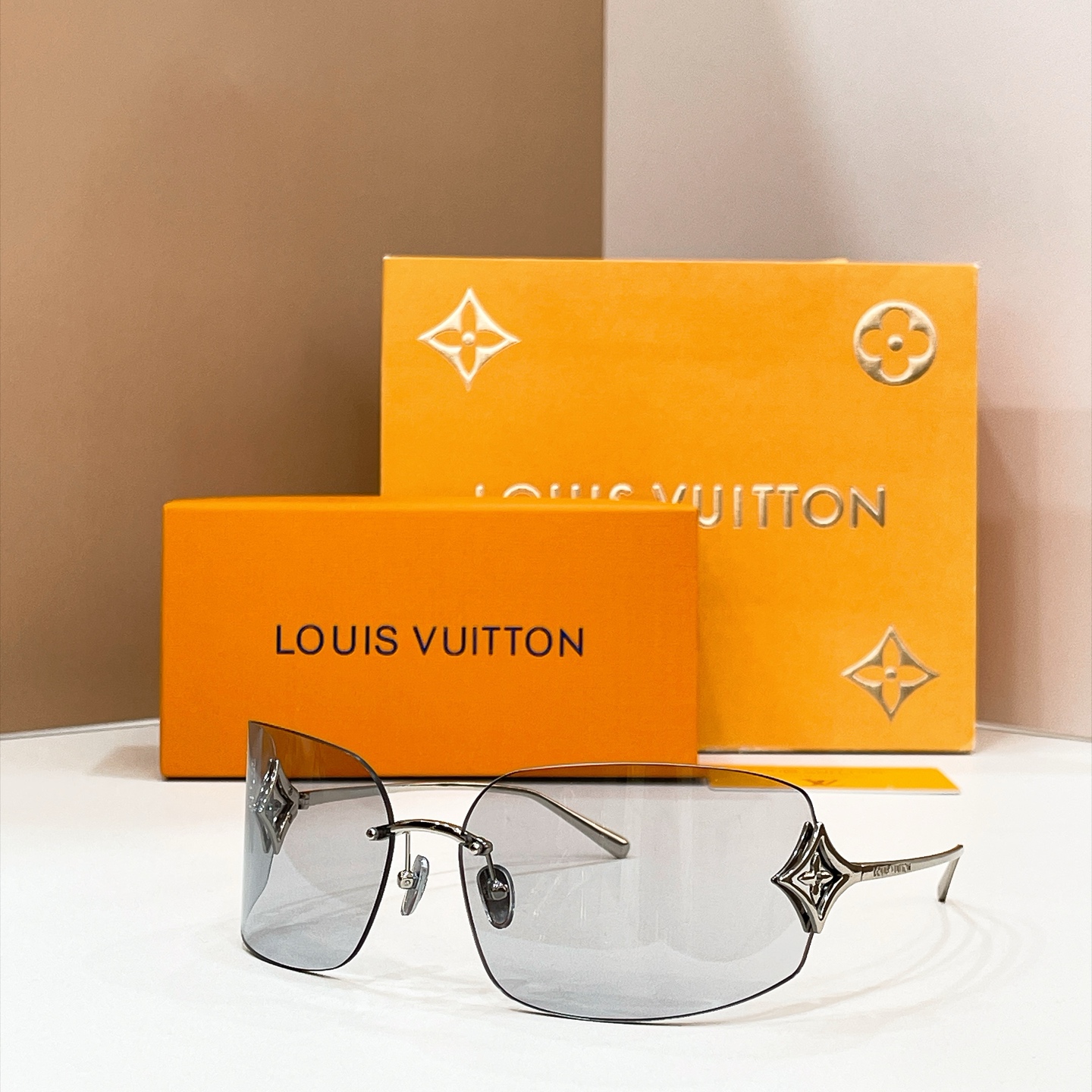 LOUIS VUITTO*✨✨✨MODEL：Z3457U✨✨✨ SIZE：84口17-120✨✨✨🆕 