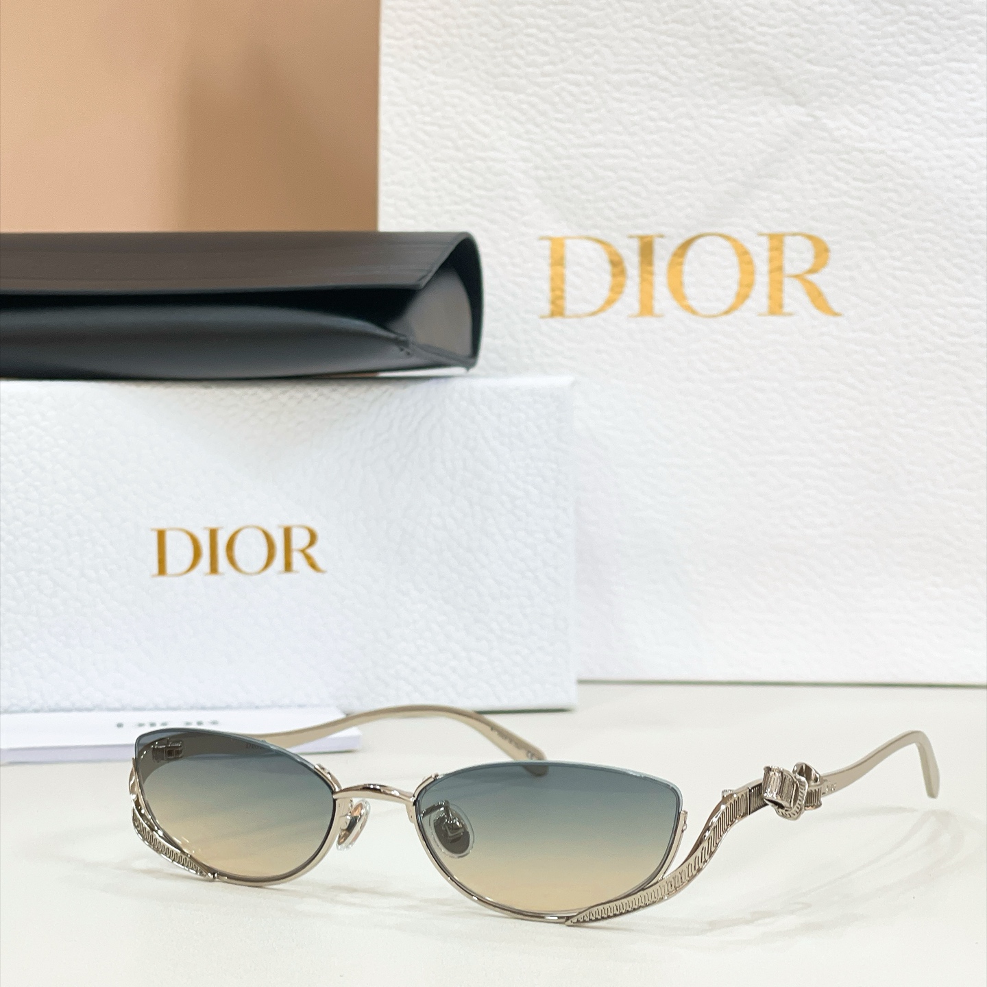 DIO*🌟🌟🌟Model：Dior Bow B1U🌟🌟🌟SIZE：55口19-135🌟🌟🆕 