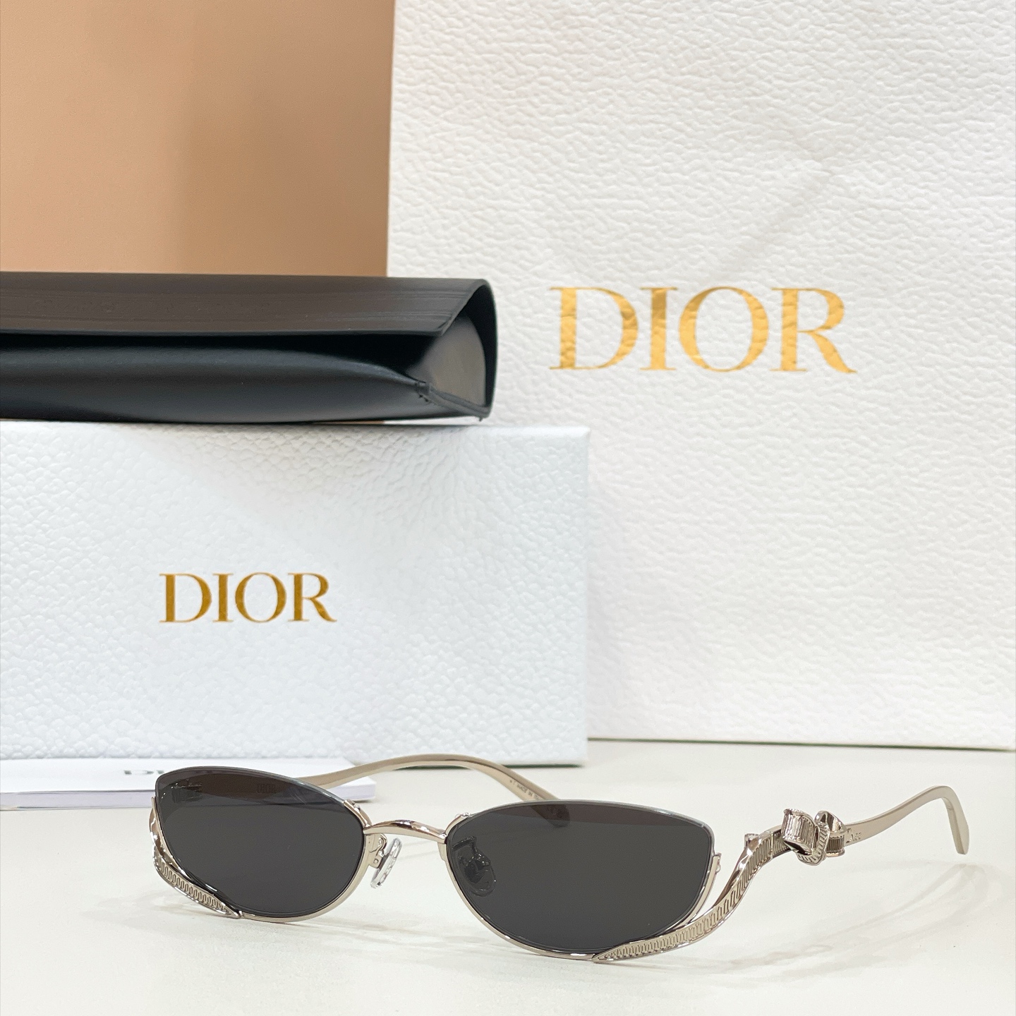 DIO*🌟🌟🌟Model：Dior Bow B1U🌟🌟🌟SIZE：55口19-135🌟🌟🆕 