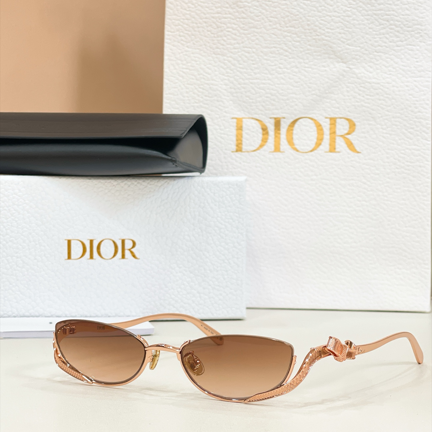 DIO*🌟🌟🌟Model：Dior Bow B1U🌟🌟🌟SIZE：55口19-135🌟🌟🆕 
