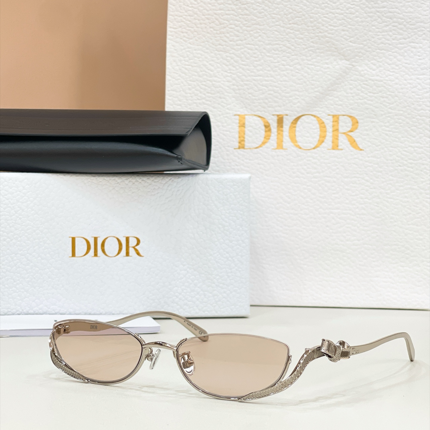 DIO*🌟🌟🌟Model：Dior Bow B1U🌟🌟🌟SIZE：55口19-135🌟🌟🆕 