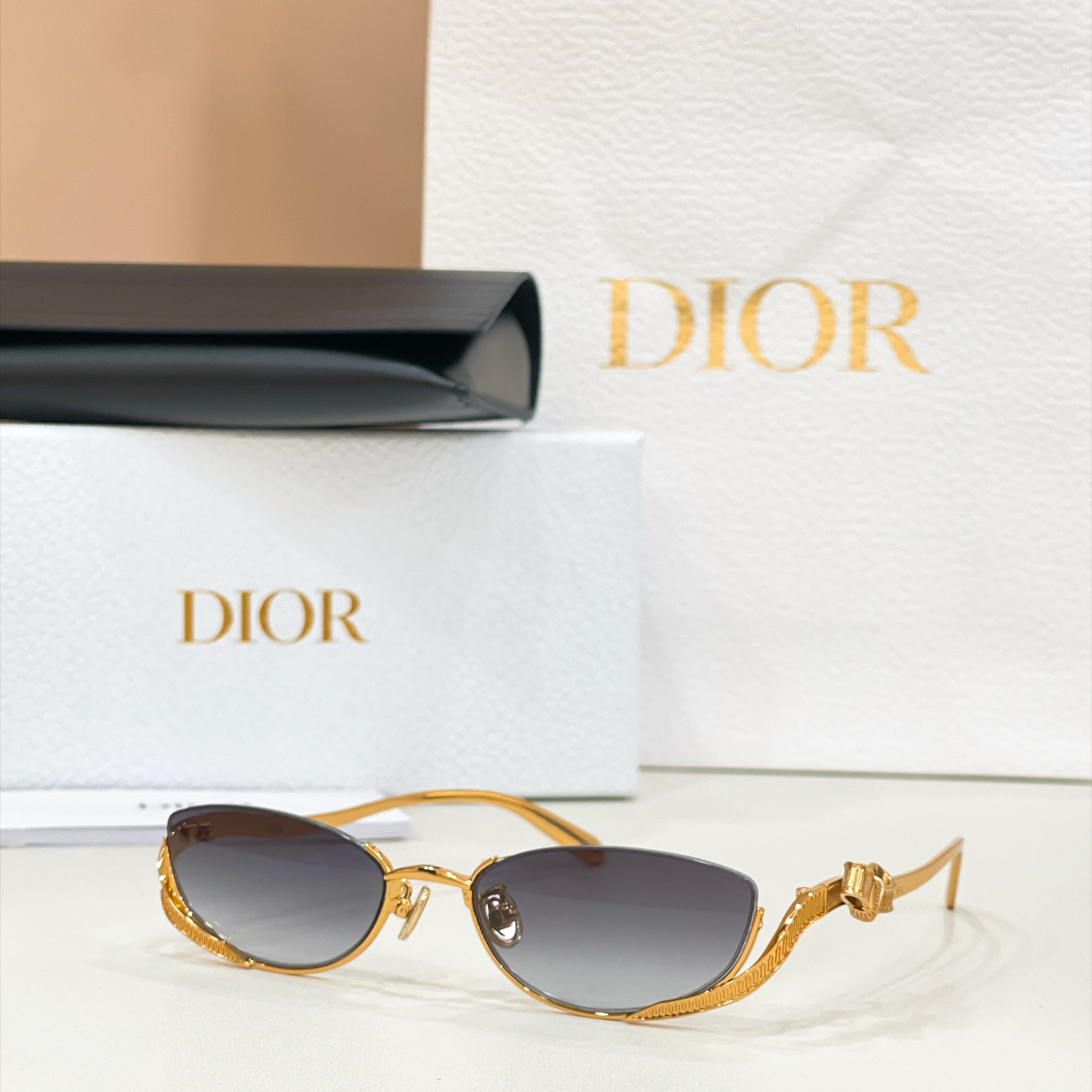 DIO*🌟🌟🌟Model：Dior Bow B1U🌟🌟🌟SIZE：55口19-135🌟🌟🆕 