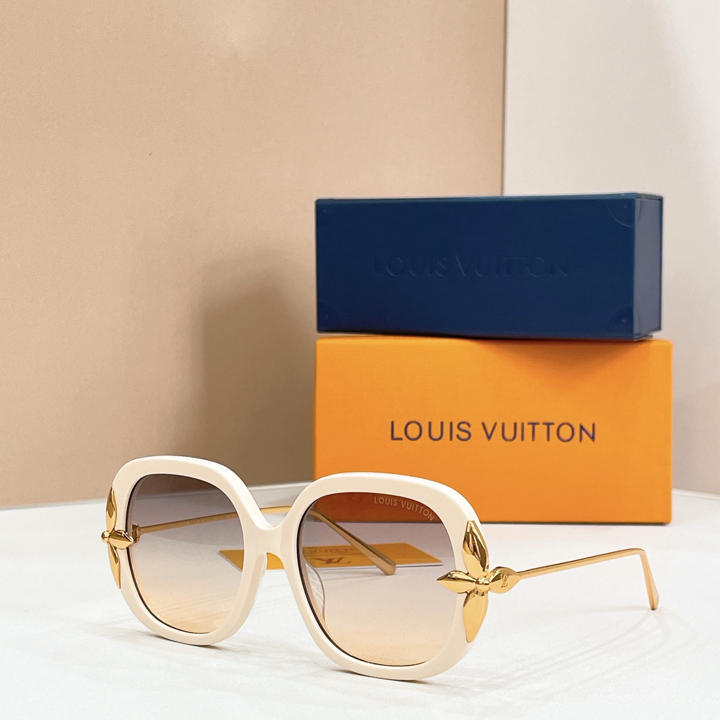 LOUIS VUITTO*✨✨✨MODEL：Z7351U✨✨✨ SIZE：54口18-145✨✨✨🆕 