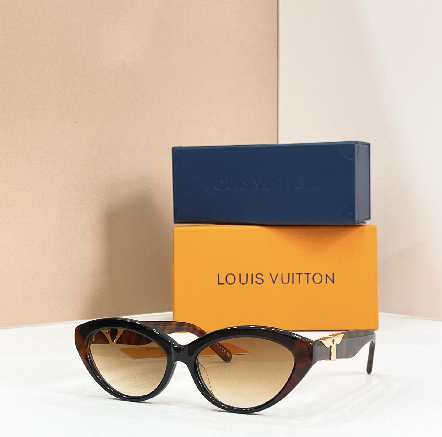 LOUIS VUITTO*✨✨✨MODEL：Z3446U✨✨✨ SIZE：55口16-145✨✨✨🆕 