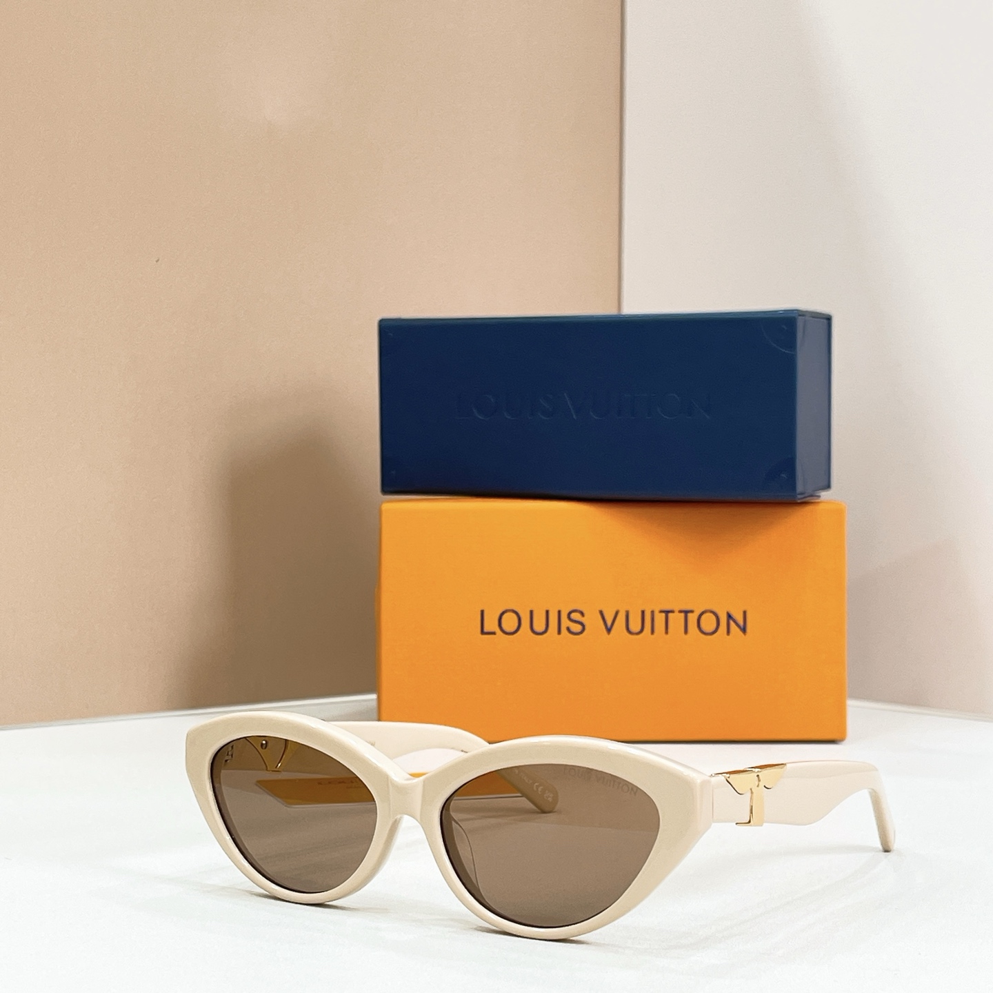 LOUIS VUITTO*✨✨✨MODEL：Z3446U✨✨✨ SIZE：55口16-145✨✨✨🆕 