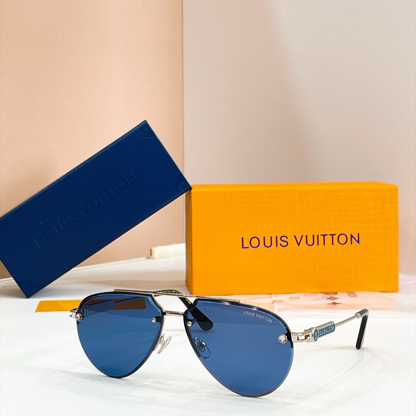 LOUIS VUITTO*✨✨✨MODEL：Z22470E✨✨✨ SIZE：62口13-145✨✨✨