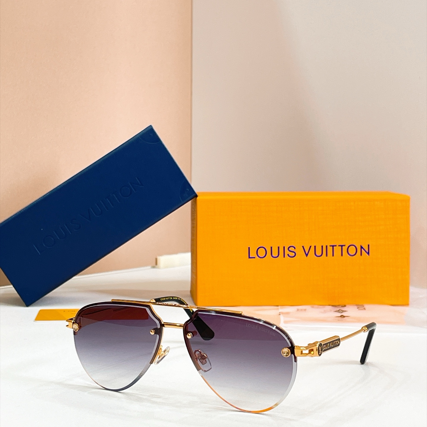LOUIS VUITTO*✨✨✨MODEL：Z22470E✨✨✨ SIZE：62口13-145✨✨✨