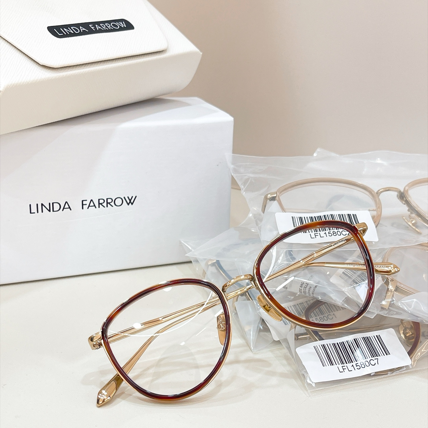 LINDA FARRO*🌟🌟🌟MODEL：LFT/1580🌟🌟🌟SIZE:52口18-145🌟🌟🌟高版本～～