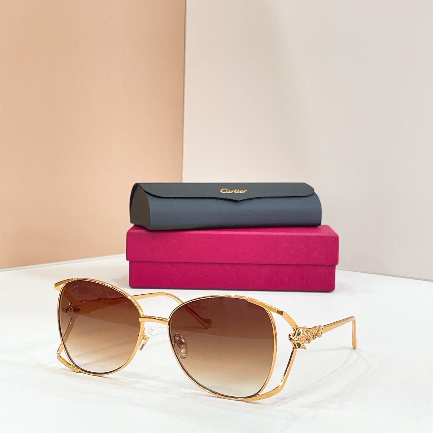 Cartier Sunglasses Metal Gradient Large Frame Women's