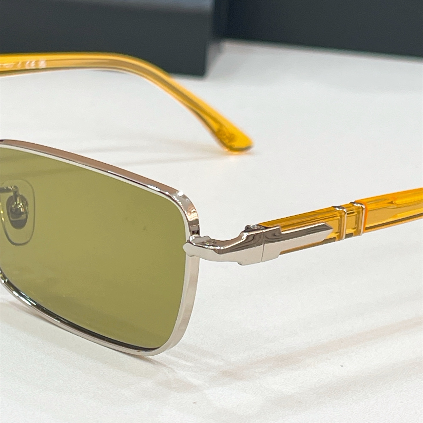 Persol🌟🌟🌟MODEL：1020-S🌟🌟🌟SIZE：57口22-145🌟🌟🌟