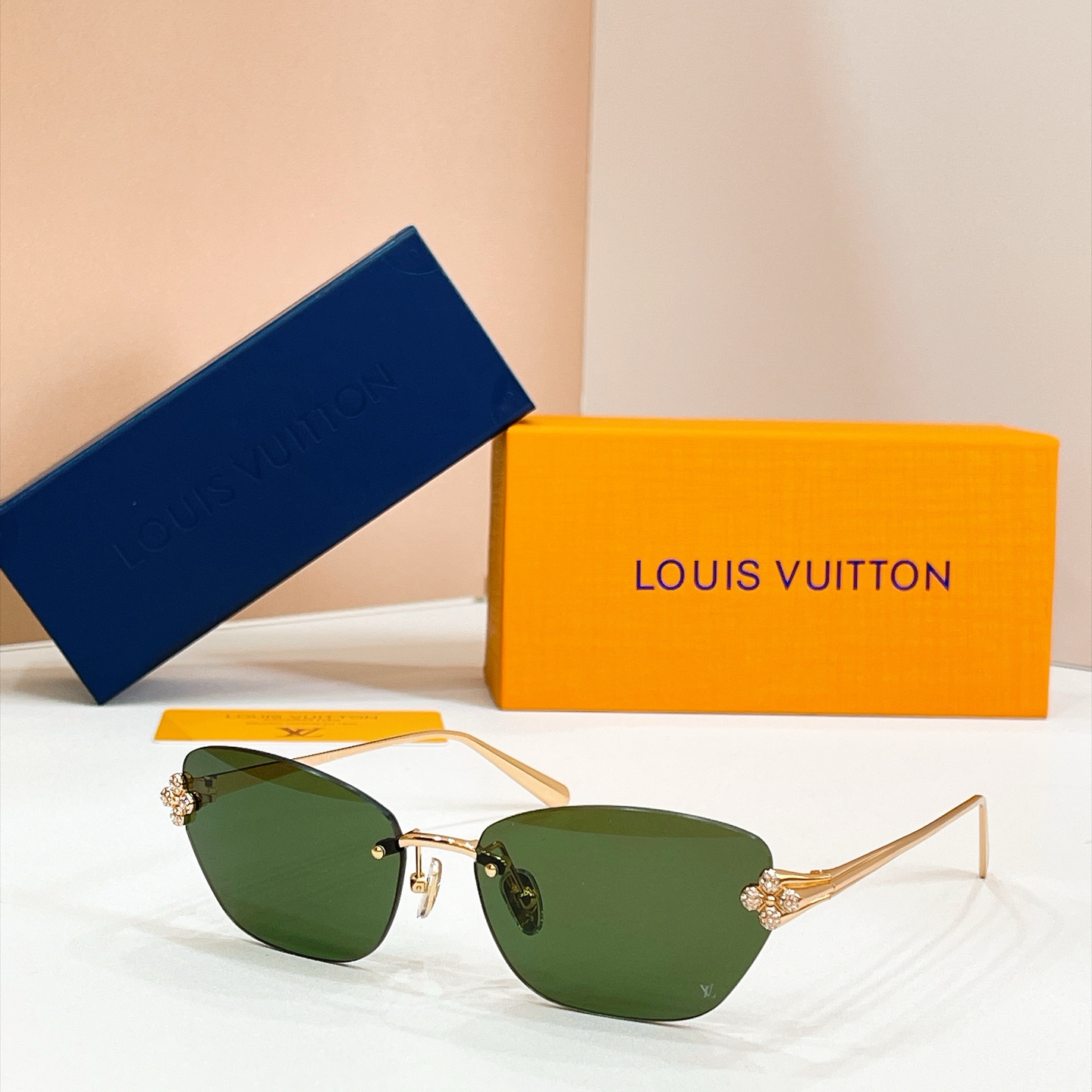 LOUIS VUITTO*✨✨✨MODEL：Z3321U✨✨✨ SIZE：59口17-145✨✨✨