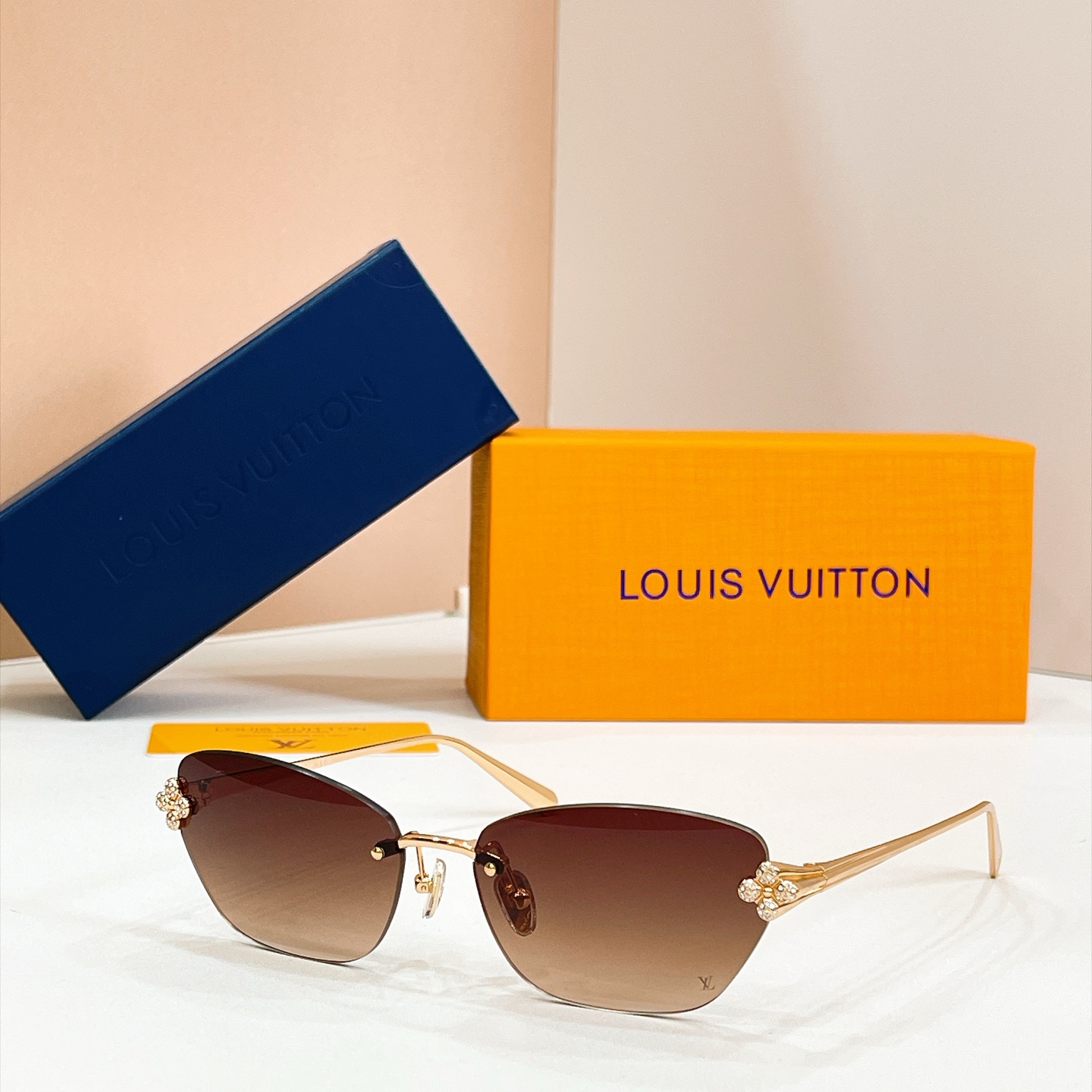 LOUIS VUITTO*✨✨✨MODEL：Z3321U✨✨✨ SIZE：59口17-145✨✨✨