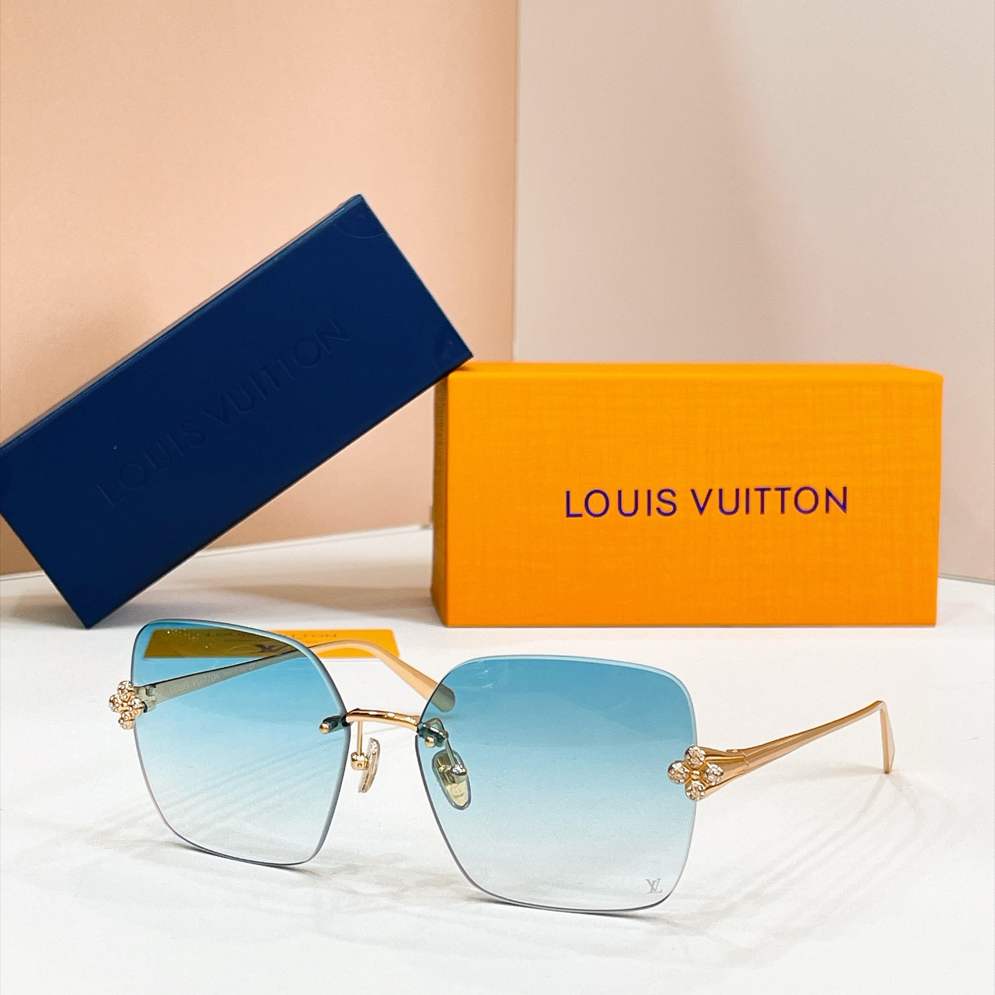 LOUIS VUITTO*✨✨✨MODEL：Z3327U✨✨✨ SIZE：59口17-145✨✨✨