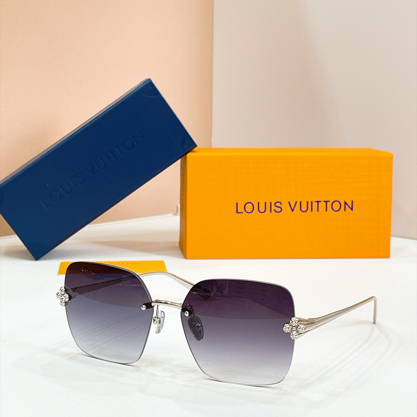 LOUIS VUITTO*✨✨✨MODEL：Z3327U✨✨✨ SIZE：59口17-145✨✨✨