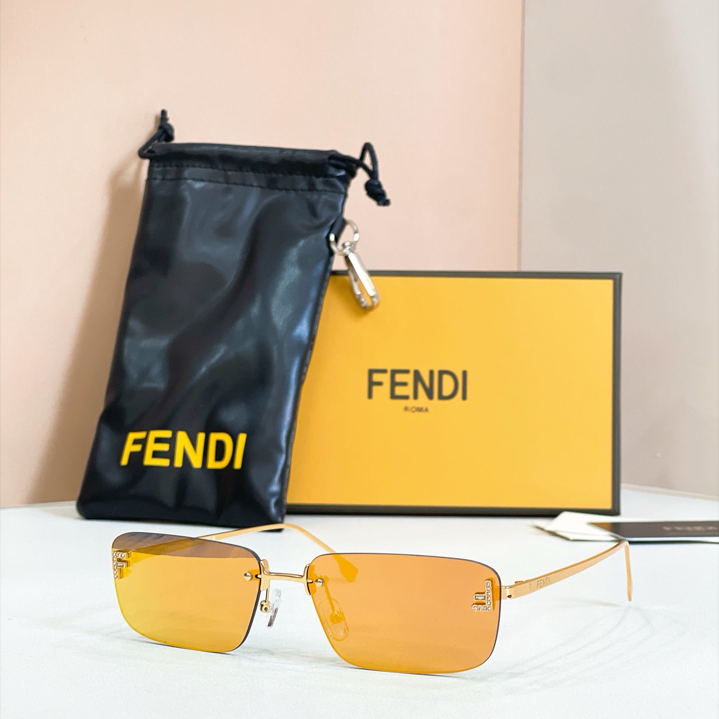 FENDI✨✨✨MODEL：FE4172US✨✨ SIZE：58口18-140✨✨✨