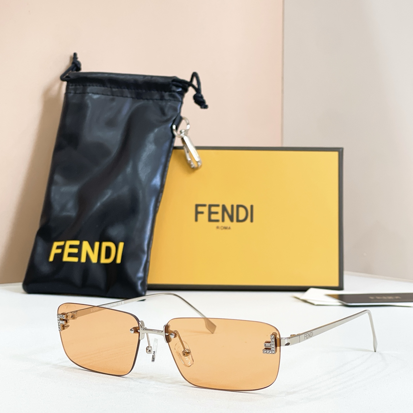 FENDI✨✨✨MODEL：FE4172US✨✨ SIZE：58口18-140✨✨✨