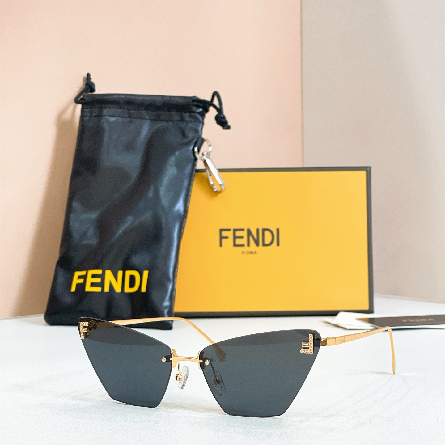 FENDI✨✨✨MODEL：FE4160US✨✨ SIZE：62口14-135✨✨✨