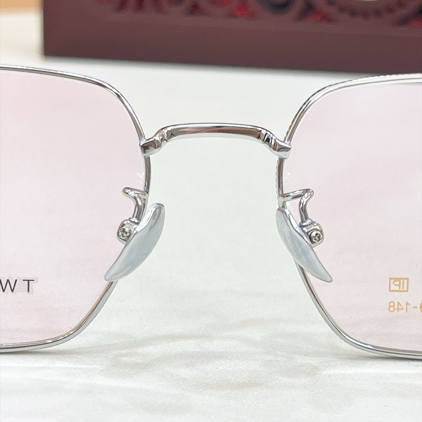 TWOTON*🌿🌿🌿Model：V905🌿🌿🌿Size：54口19-148🌿🌿🌿钛～～牛角镜腿～～（配送木盒、礼品袋、护