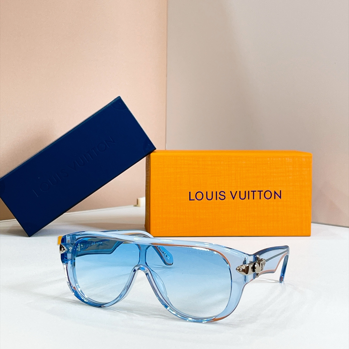 LOUIS VUITTO*✨✨✨MODEL：Z3516U✨✨✨ SIZE：125口0-140✨✨✨