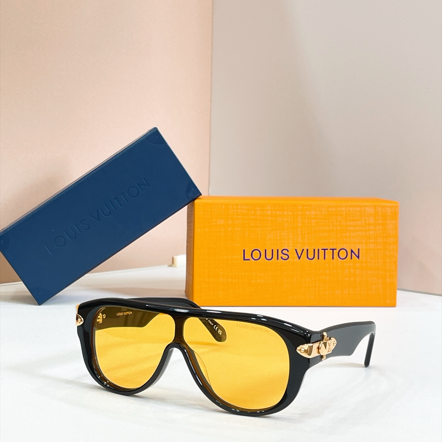 LOUIS VUITTO*✨✨✨MODEL：Z3516U✨✨✨ SIZE：125口0-140✨✨✨