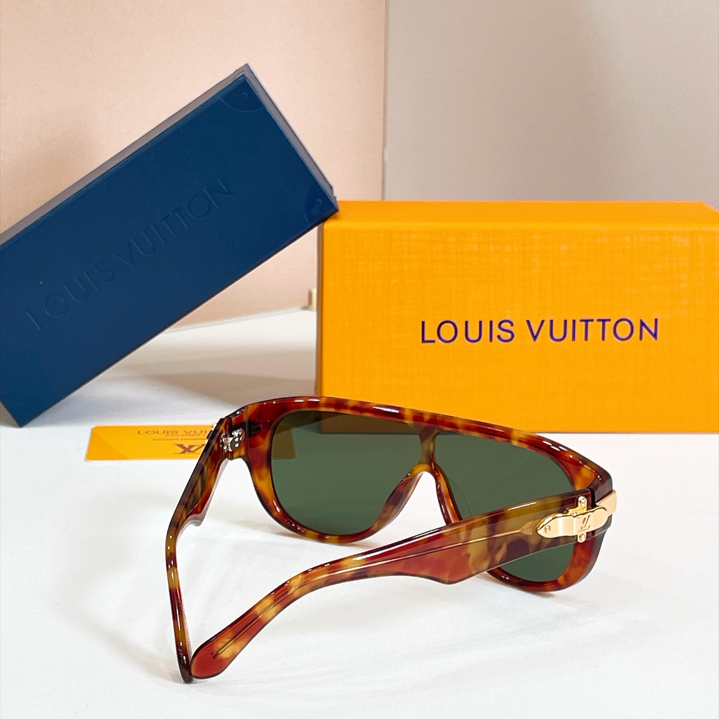 LOUIS VUITTO*✨✨✨MODEL：Z3516U✨✨✨ SIZE：125口0-140✨✨✨