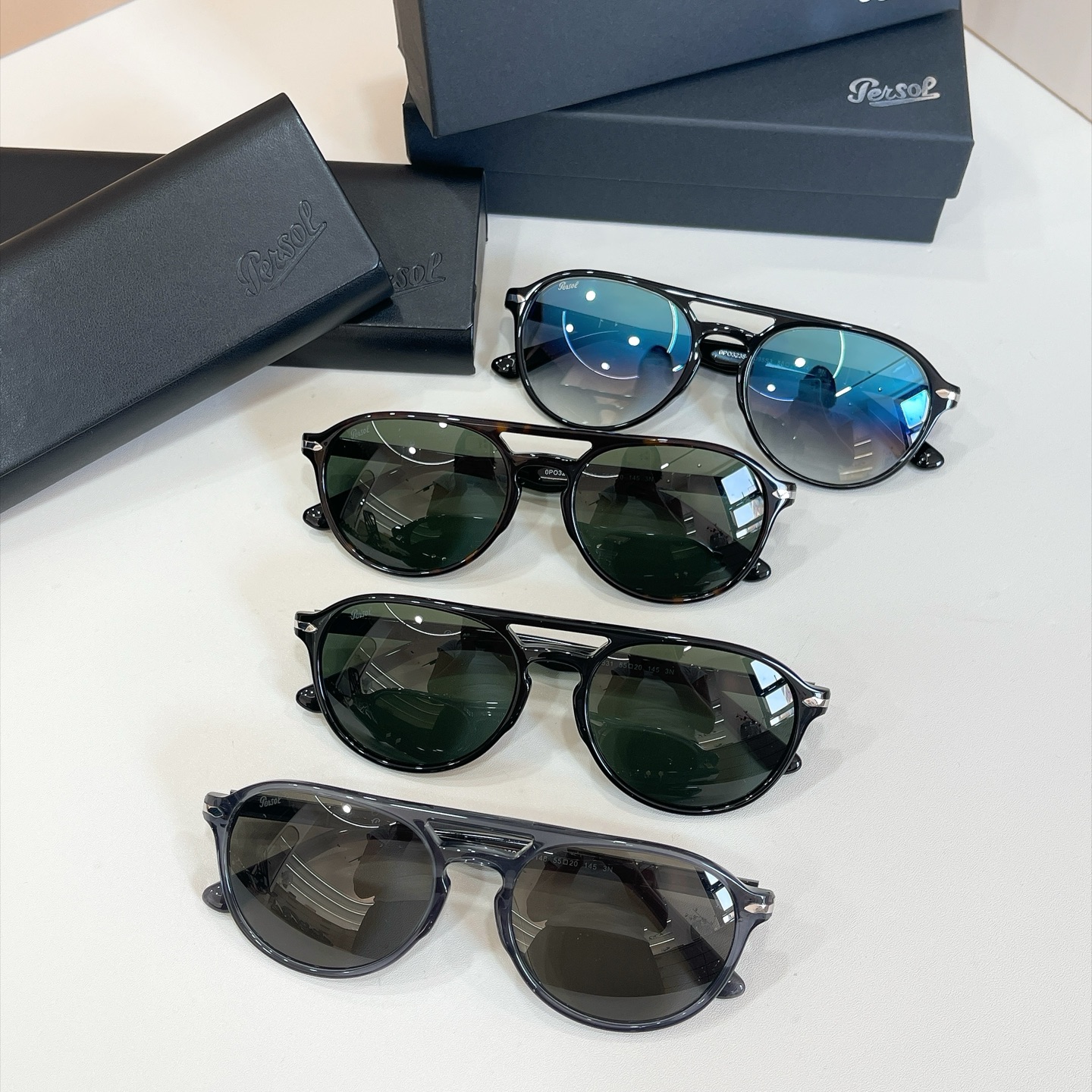 Persol🌟🌟🌟MODEL：20PO3235S🌟🌟🌟SIZE：55口20-145🌟🌟🌟