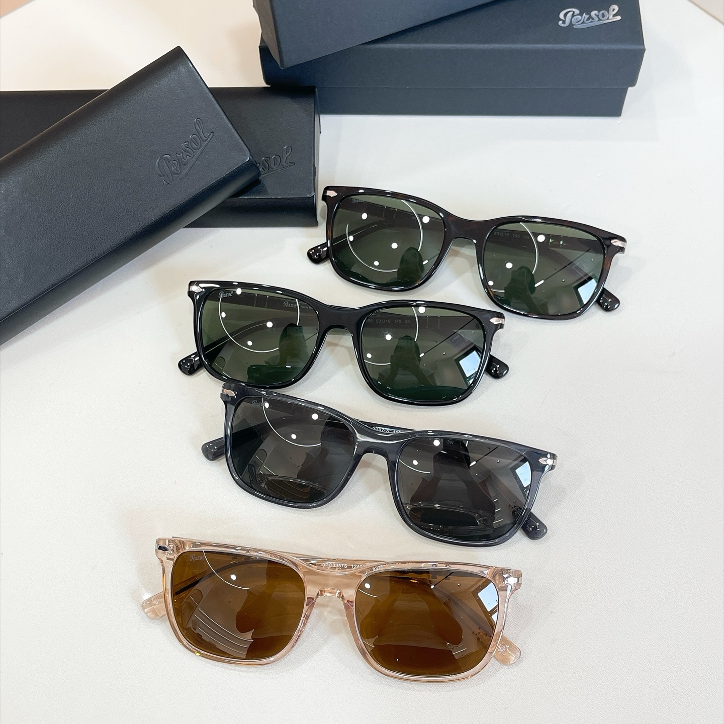 Persol🌟🌟🌟MODEL：3357-S🌟🌟🌟SIZE：53口19-145🌟🌟🌟