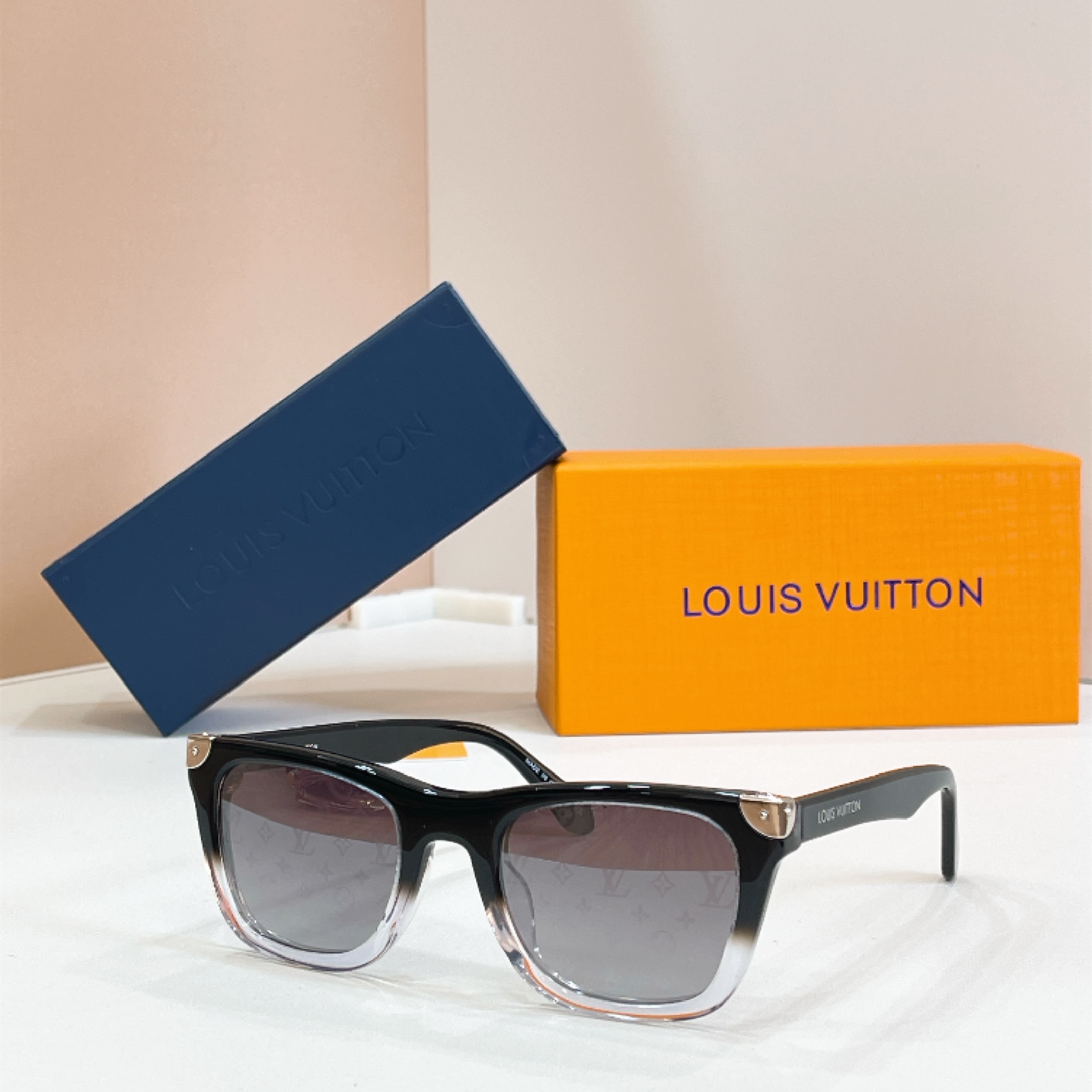 LOUIS VUITTO*🌟🌟🌟MODEL：Z3158U 🌟🌟🌟SIZE：52口24-145🌟🌟🌟