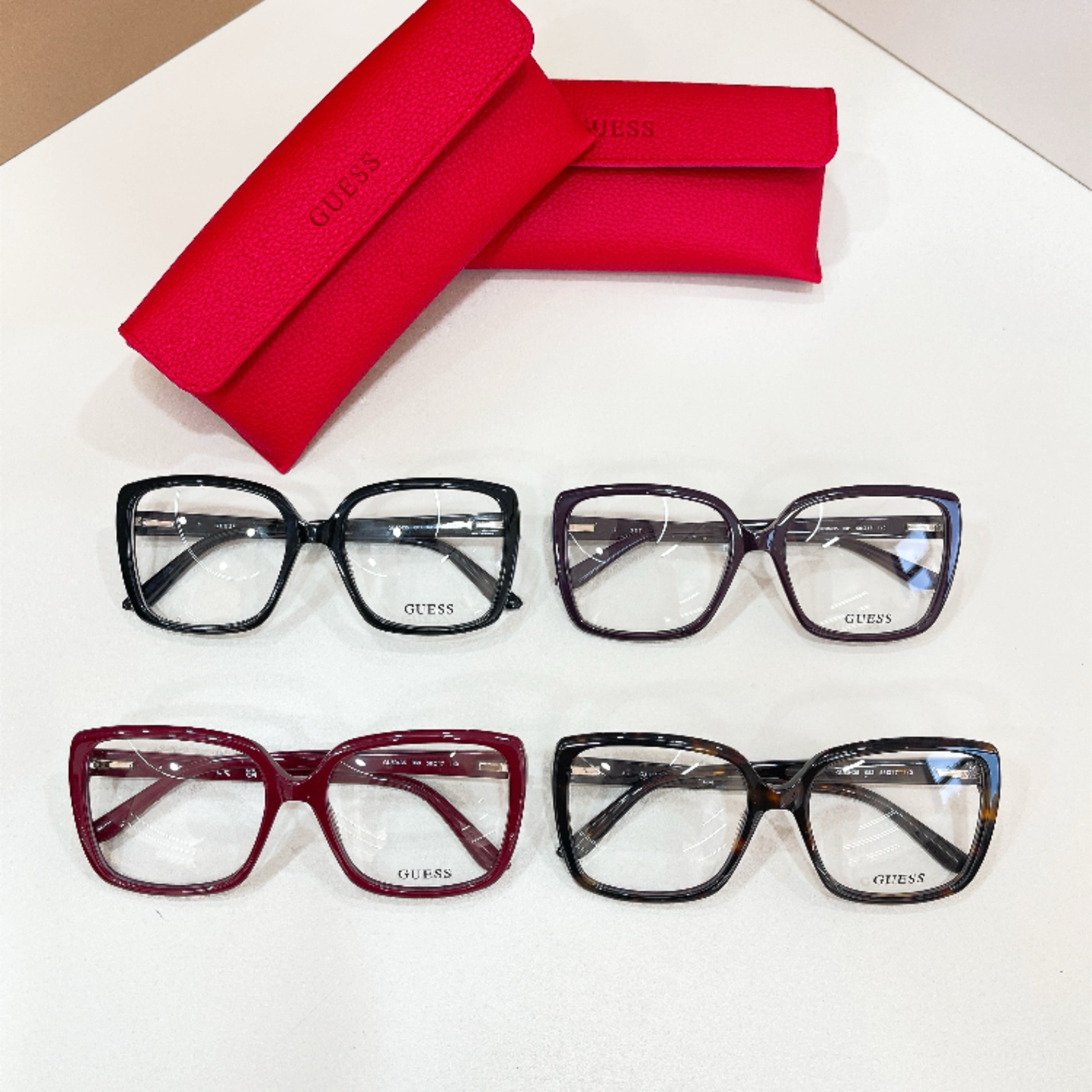 GUES*🫟🫟🫟Model：GU50435 🫟🫟🫟Size：56口17-140 🫟🫟🫟原装货品～～