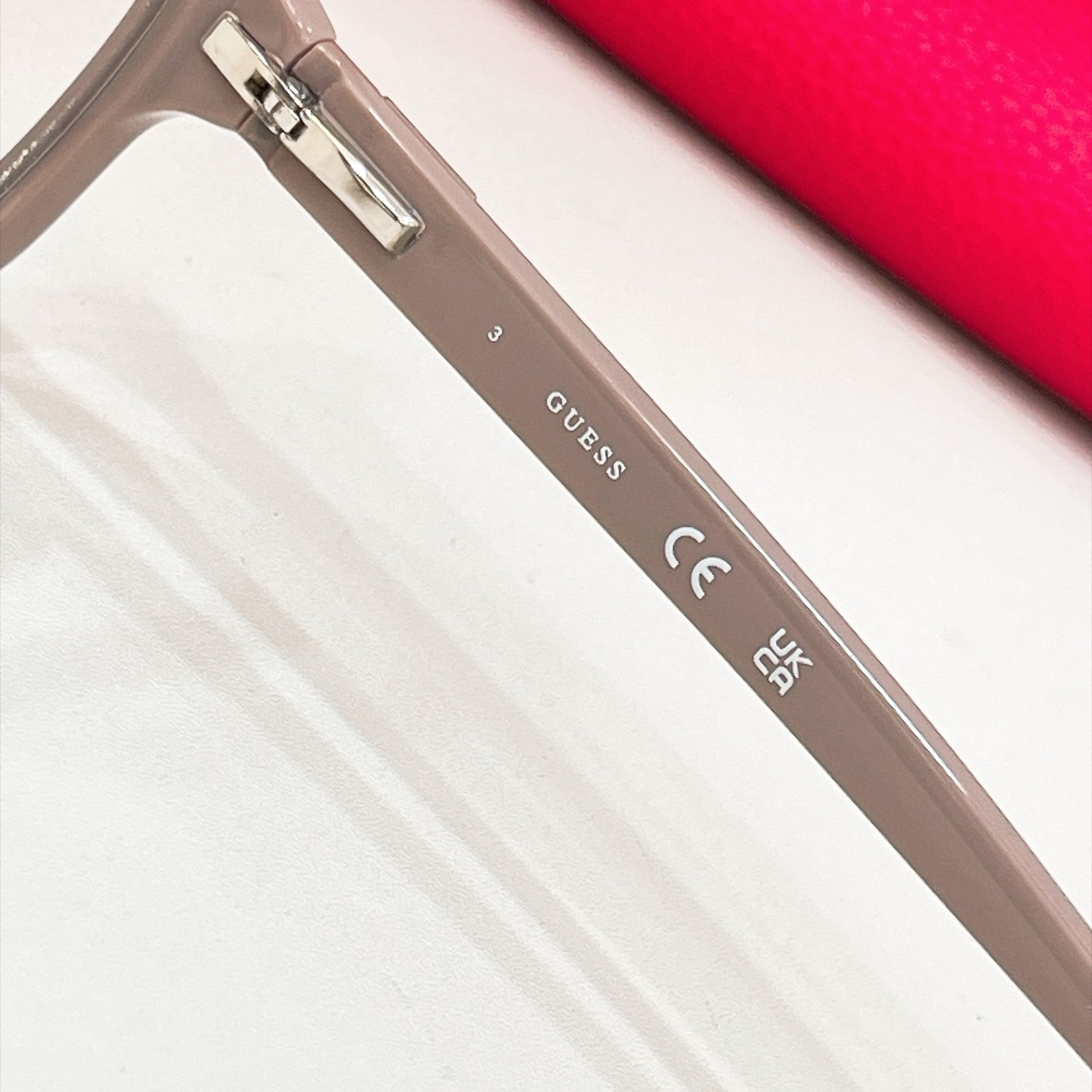 GUES*🫟🫟🫟Model：GU50434 🫟🫟🫟Size：58口16-140 🫟🫟🫟原装货品～～