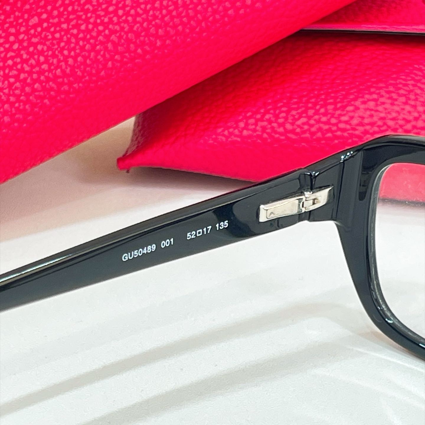 GUES*🫟🫟🫟Model：GU50489 🫟🫟🫟Size：52口17-135🫟🫟🫟原装货品～～