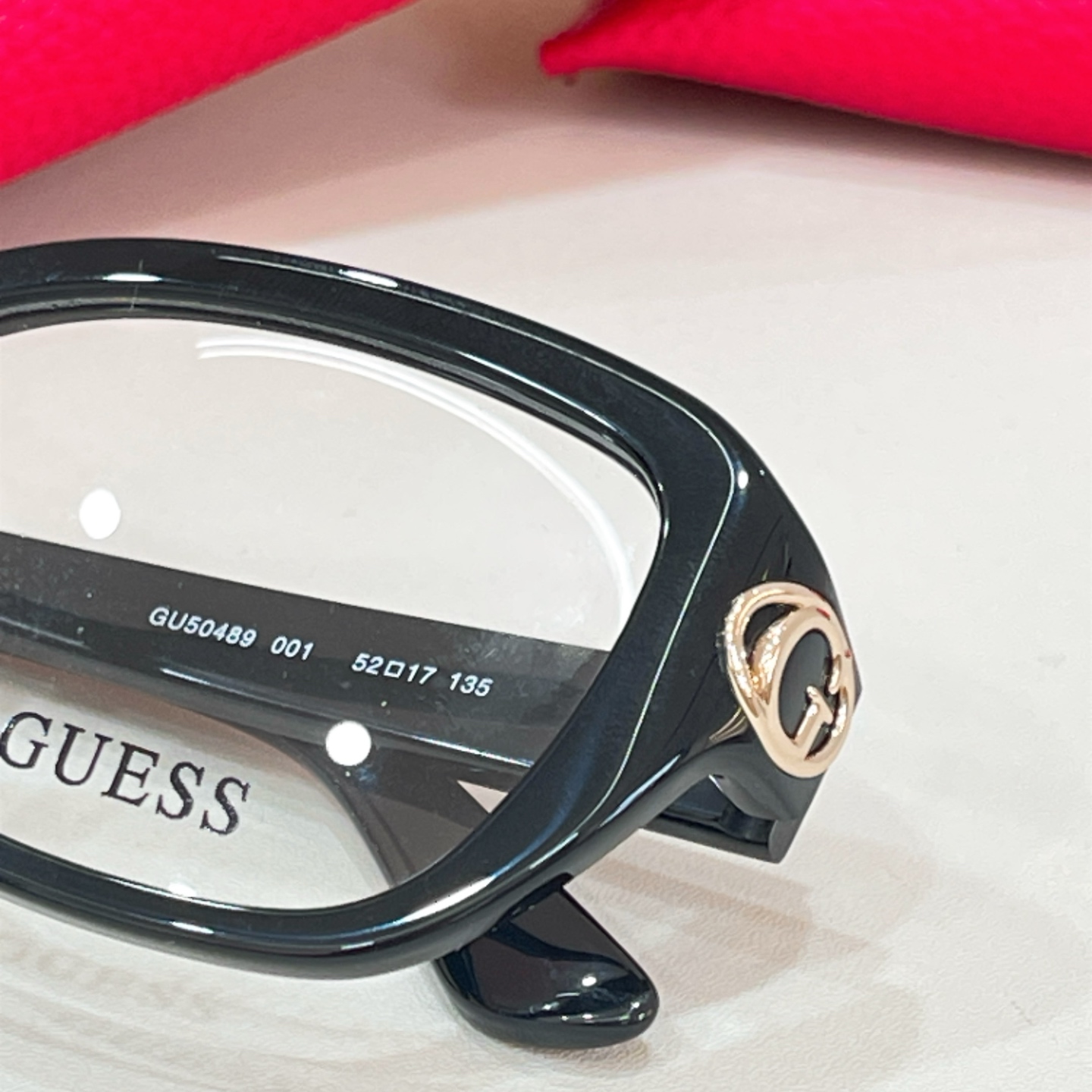 GUES*🫟🫟🫟Model：GU50489 🫟🫟🫟Size：52口17-135🫟🫟🫟原装货品～～