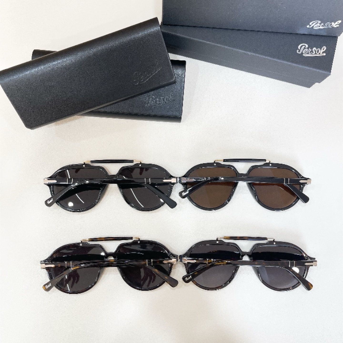 Persol🌟🌟🌟MODEL：0202 🌟🌟🌟SIZE：57口13-140🌟🌟🌟