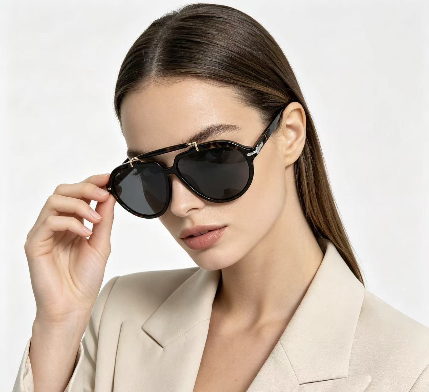 Persol🌟🌟🌟MODEL：0202 🌟🌟🌟SIZE：57口13-140🌟🌟🌟