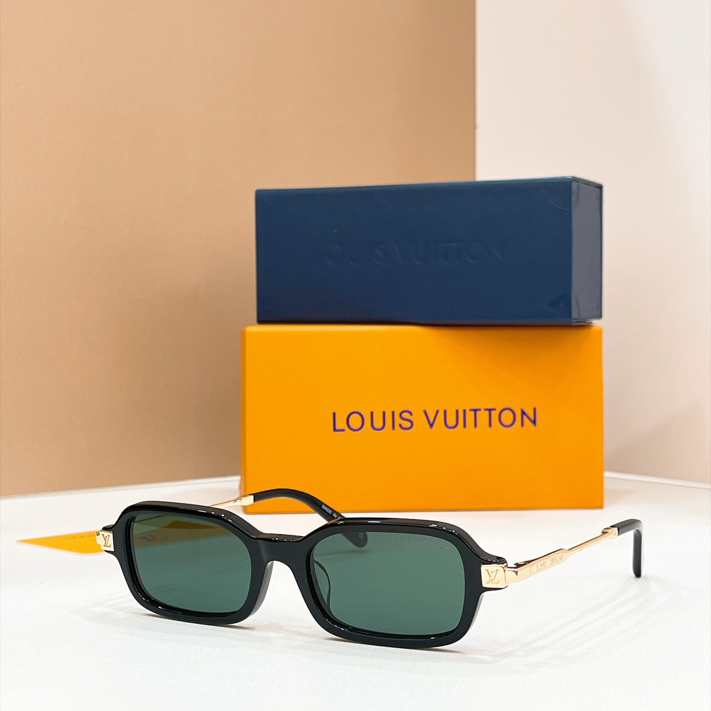 LOUIS VUITTON✨✨✨MODEL：Z3557U ✨✨✨ SIZE：51口19-145✨✨