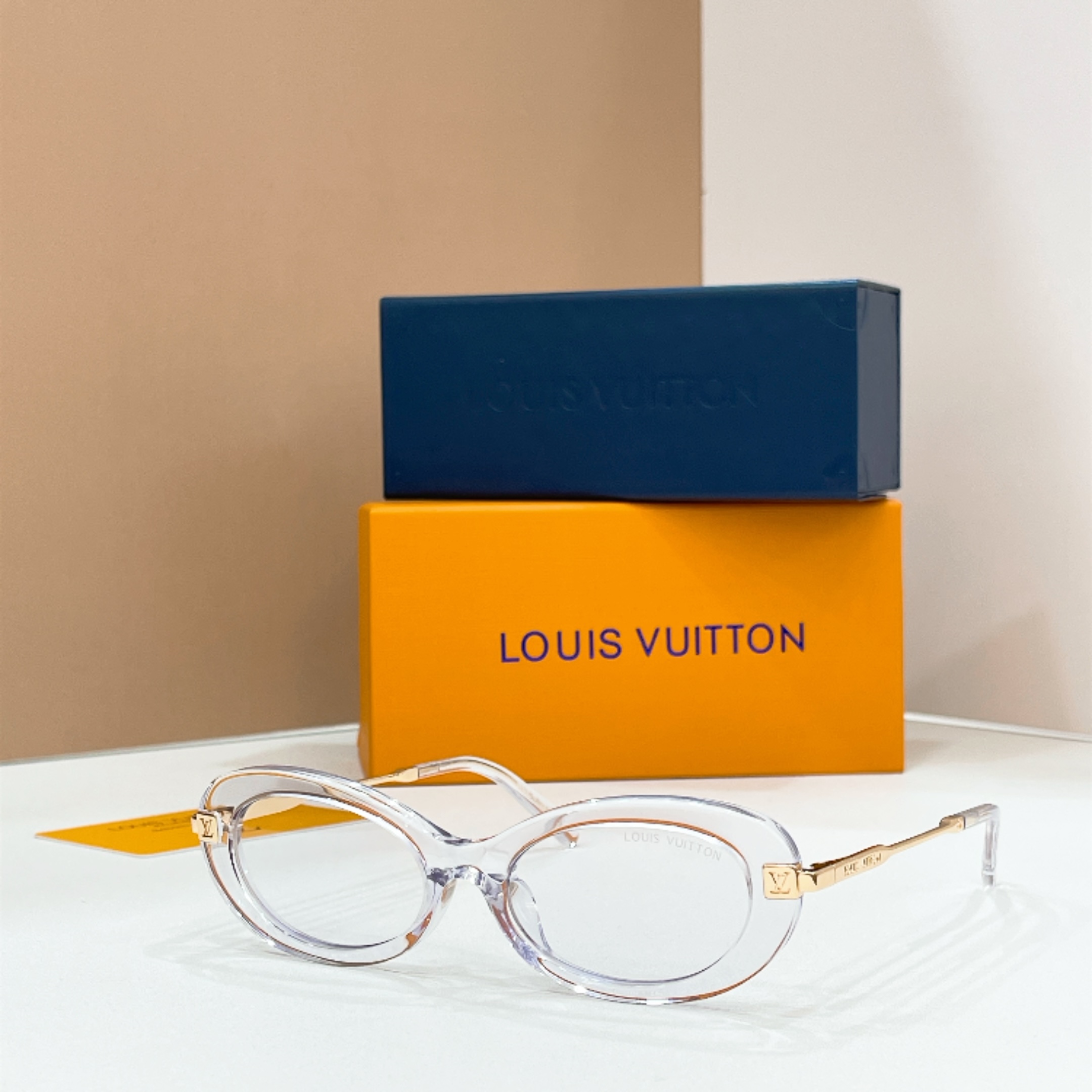 LOUIS VUITTON✨✨✨MODEL：Z3556U ✨✨✨ SIZE：53口19-145✨✨