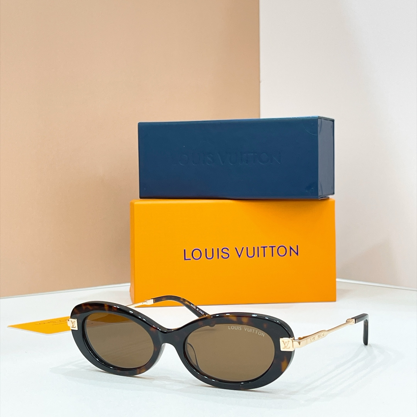 LOUIS VUITTON✨✨✨MODEL：Z3556U ✨✨✨ SIZE：53口19-145✨✨