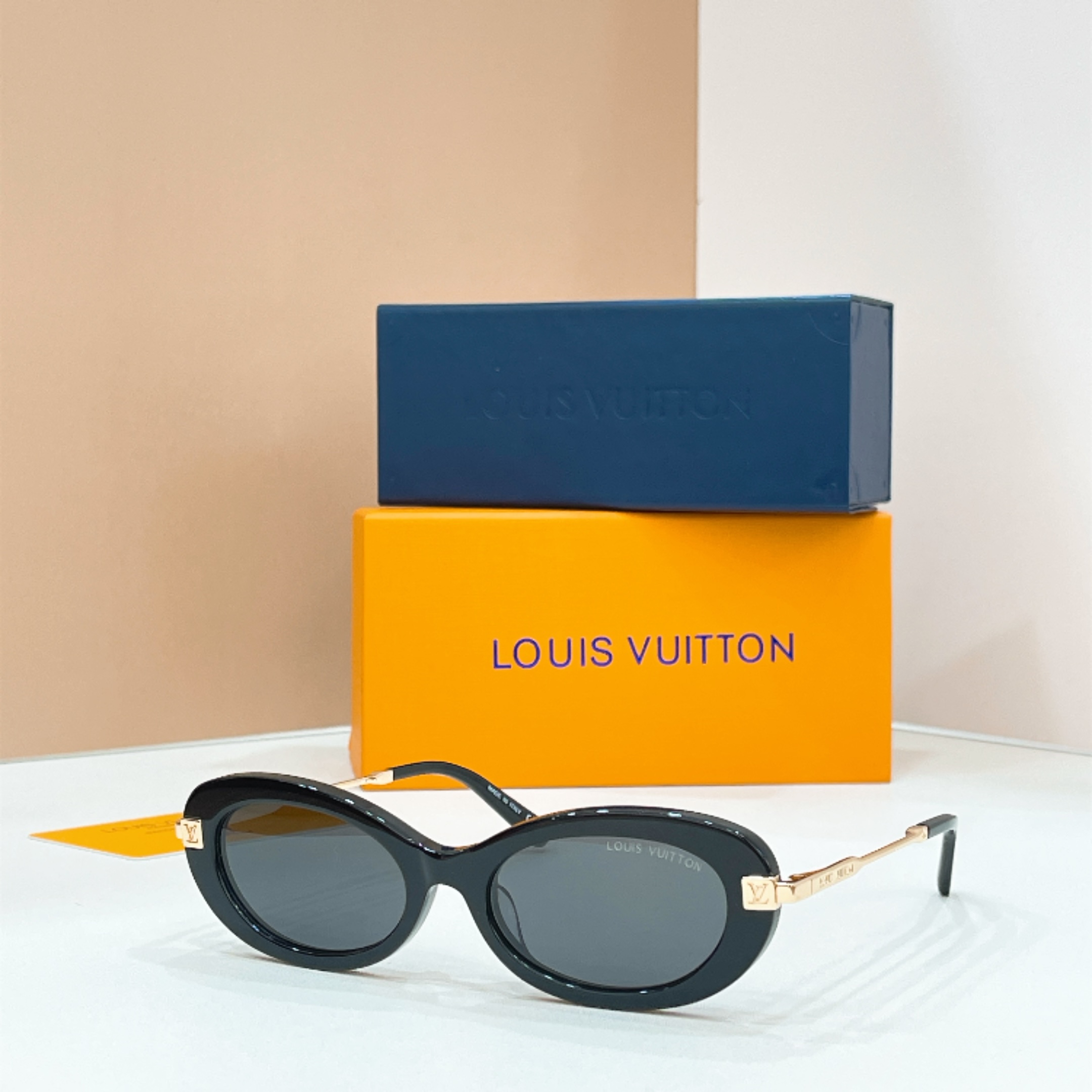 LOUIS VUITTON✨✨✨MODEL：Z3556U ✨✨✨ SIZE：53口19-145✨✨