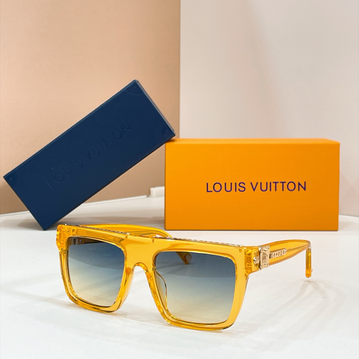 LOUIS VUITTON✨✨✨MODEL：Z3064U ✨✨✨ SIZE：55口20-140✨✨