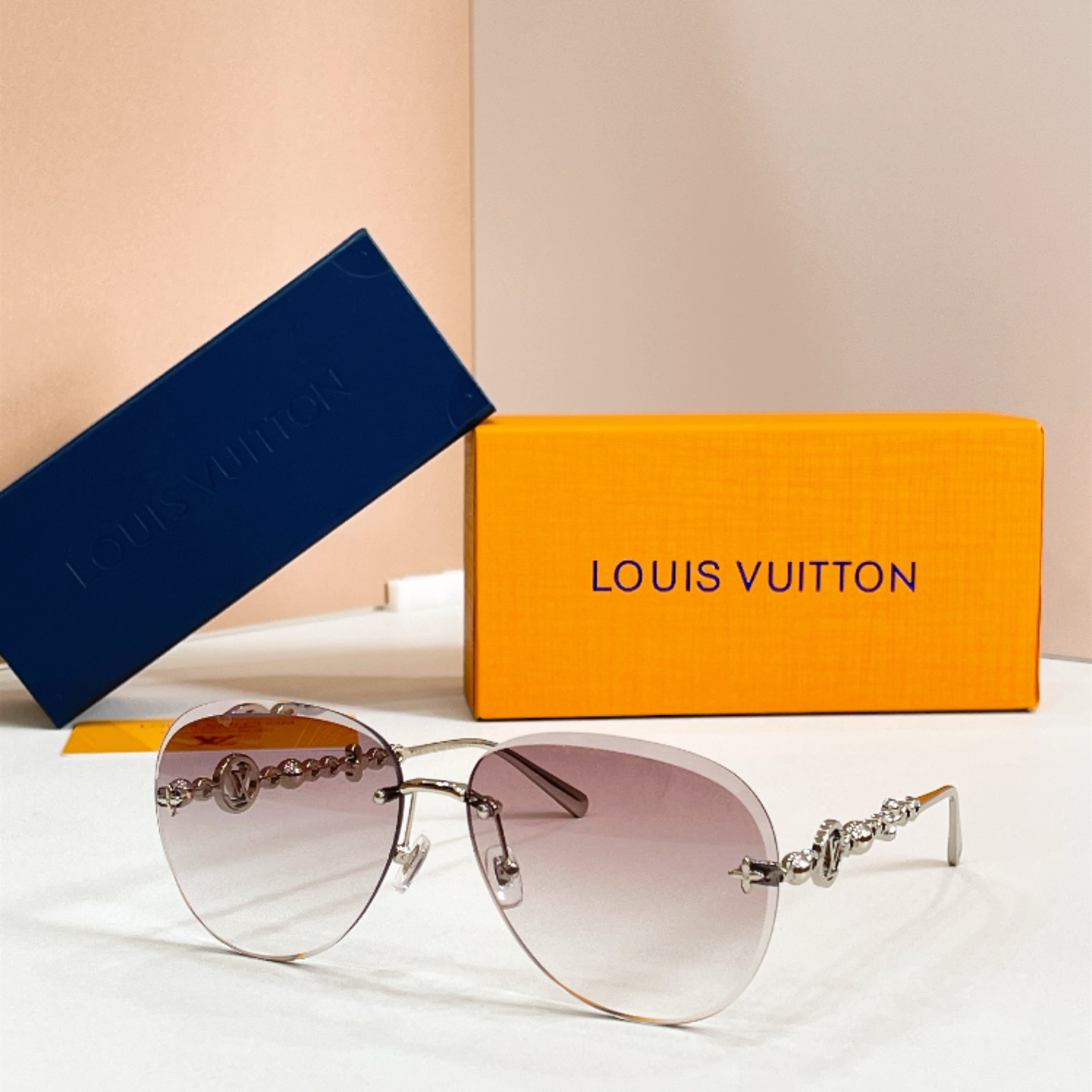 LOUIS VUITTON✨✨✨MODEL：Z3168U✨✨✨ SIZE：64口14-147✨✨