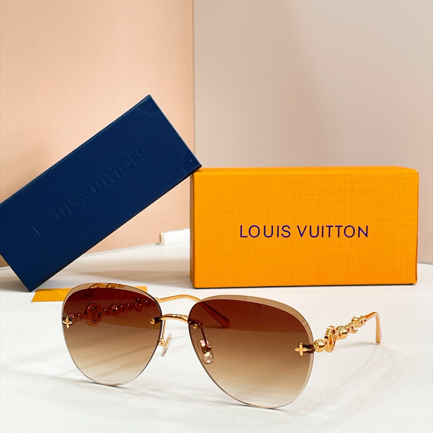 LOUIS VUITTON✨✨✨MODEL：Z3168U✨✨✨ SIZE：64口14-147✨✨