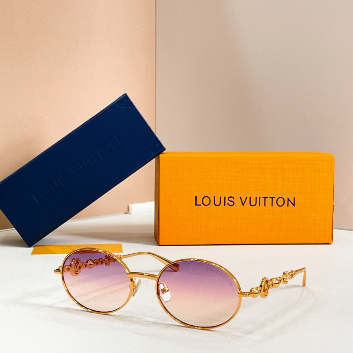 LOUIS VUITTON✨✨✨MODEL：Z7336U✨✨✨ SIZE：57口19-147✨✨