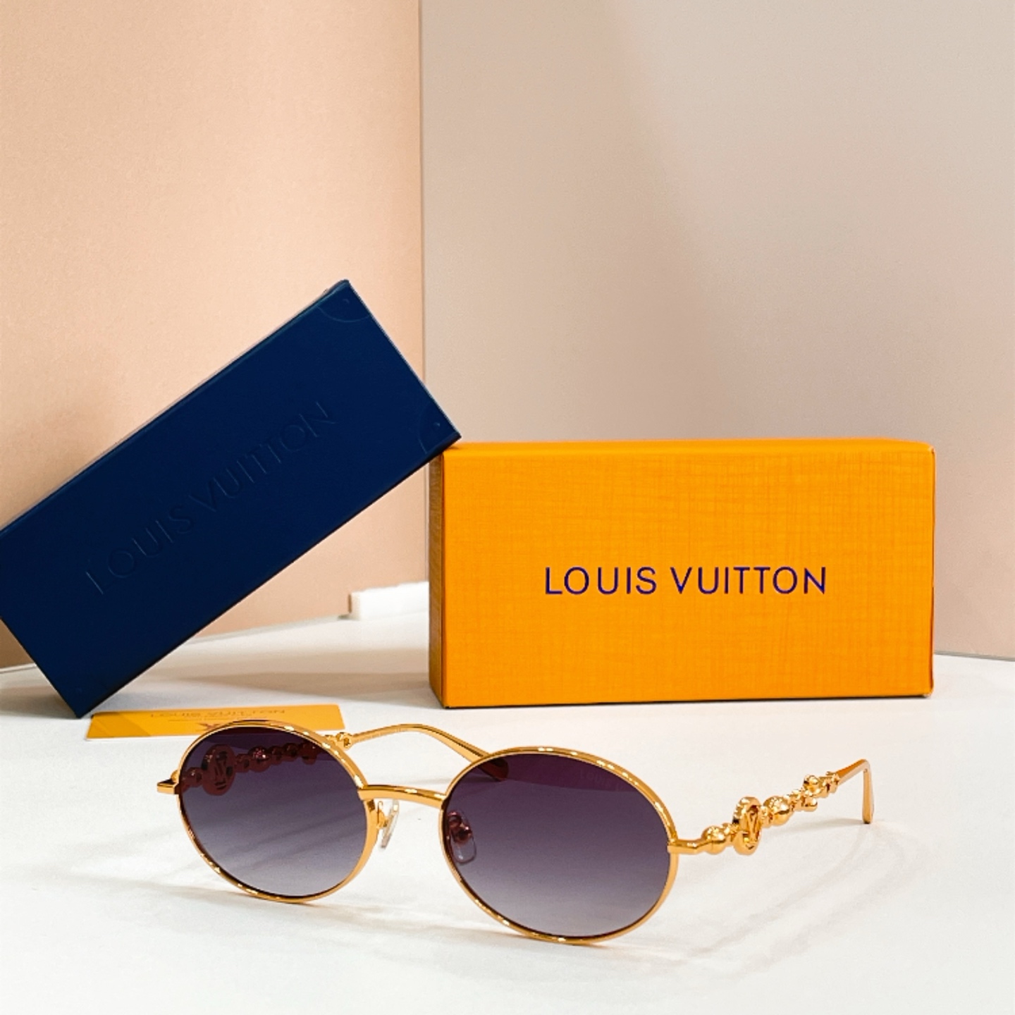 LOUIS VUITTON✨✨✨MODEL：Z7336U✨✨✨ SIZE：57口19-147✨✨