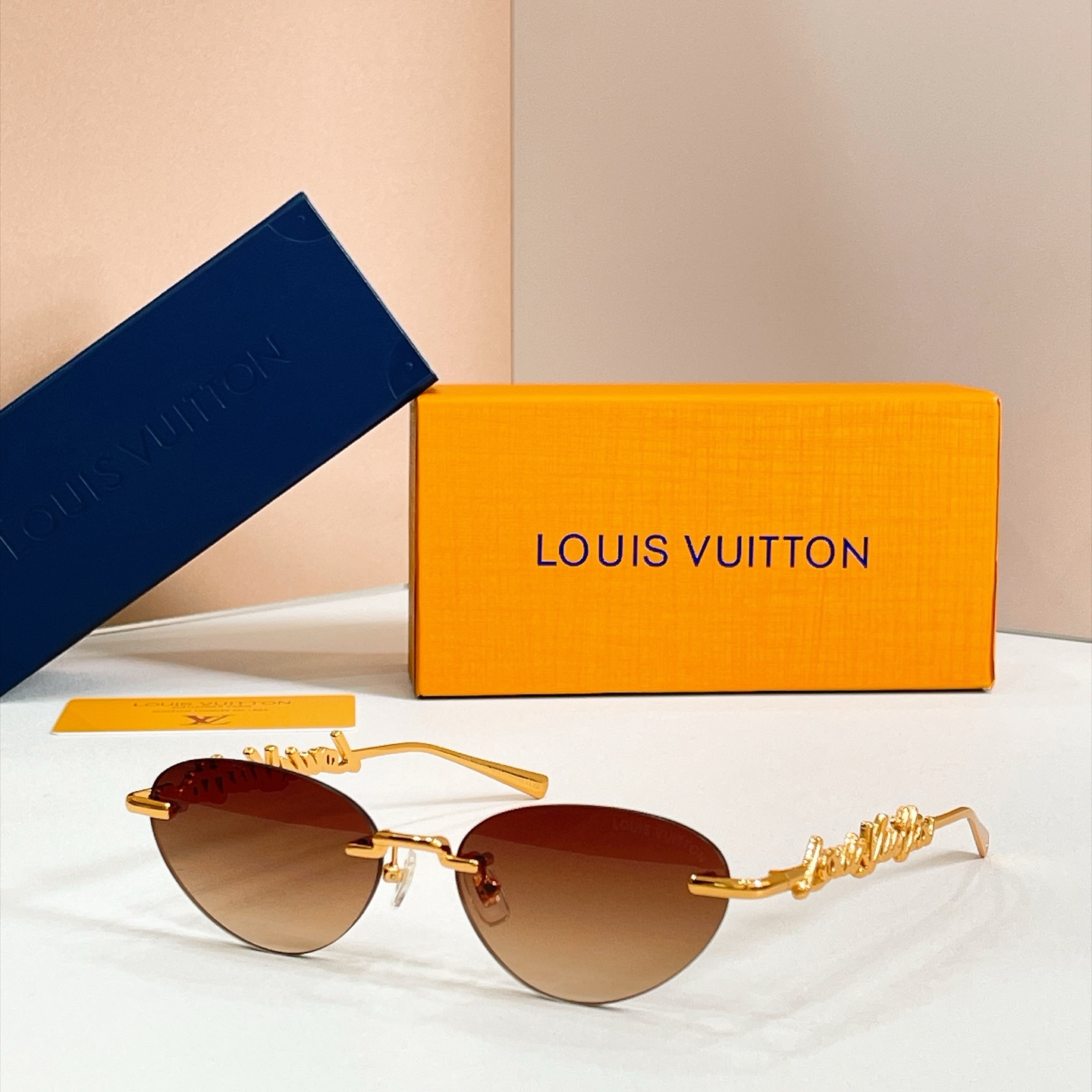 LOUIS VUITTON✨✨✨MODEL：Z7311U✨✨✨ SIZE：57口17-145✨✨
