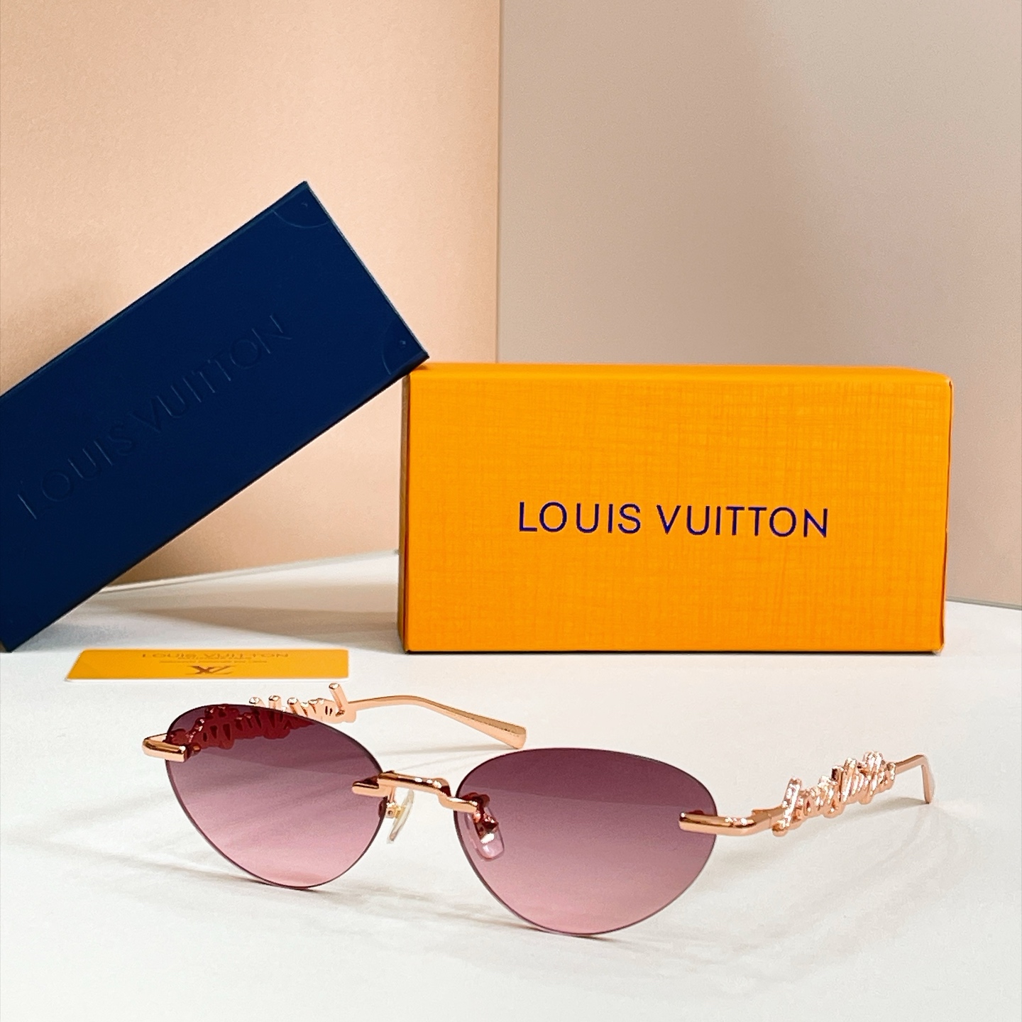 LOUIS VUITTON✨✨✨MODEL：Z7311U✨✨✨ SIZE：57口17-145✨✨