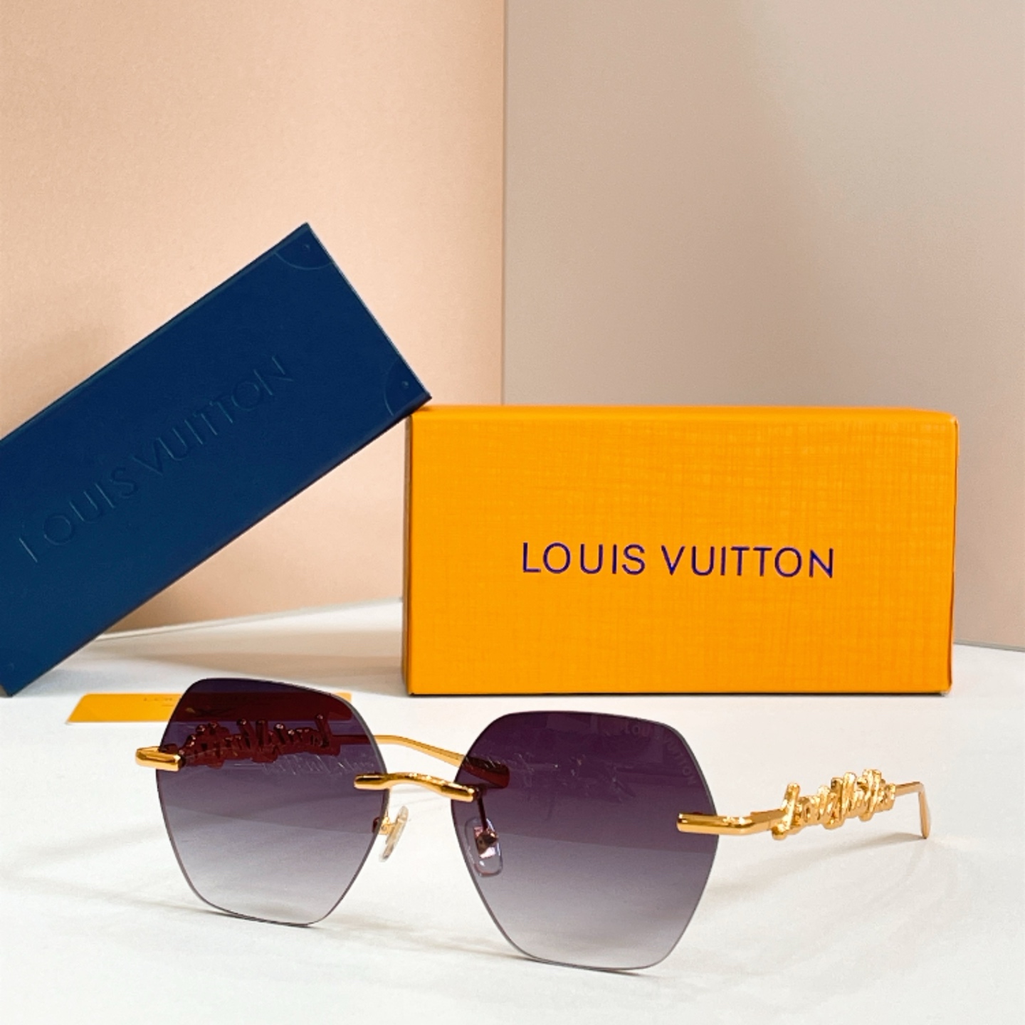 LOUIS VUITTON✨✨✨MODEL：Z7310U✨✨✨ SIZE：59口15-145✨✨